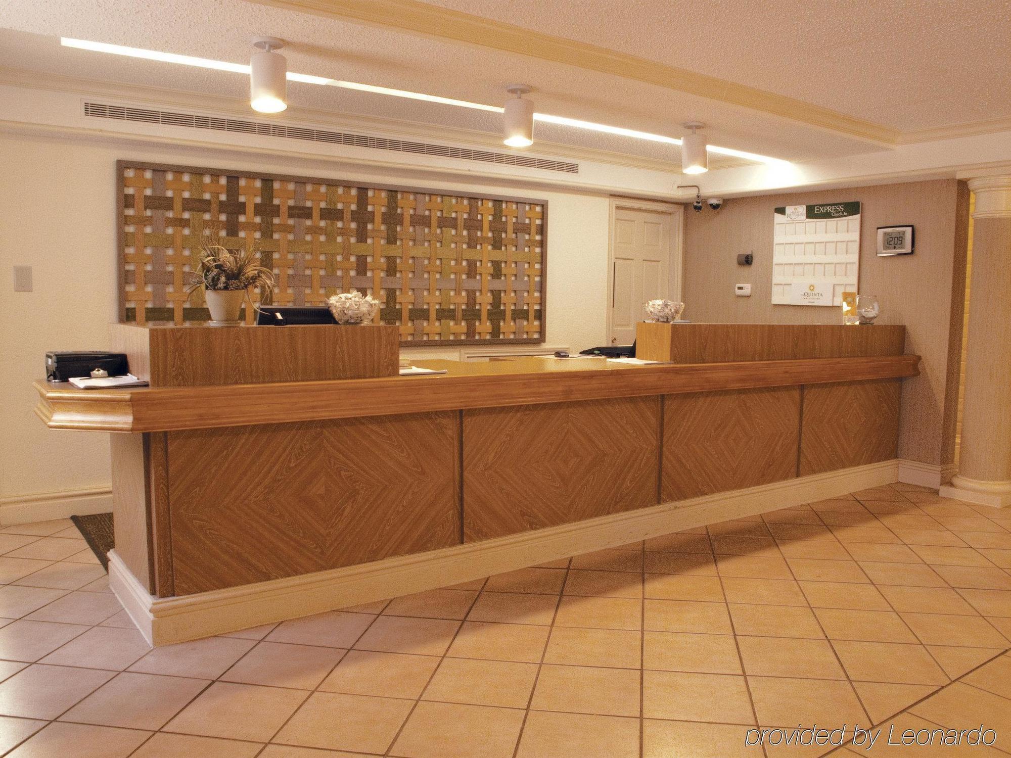 Super 8 By Wyndham The Woodlands North Hotel Exterior foto